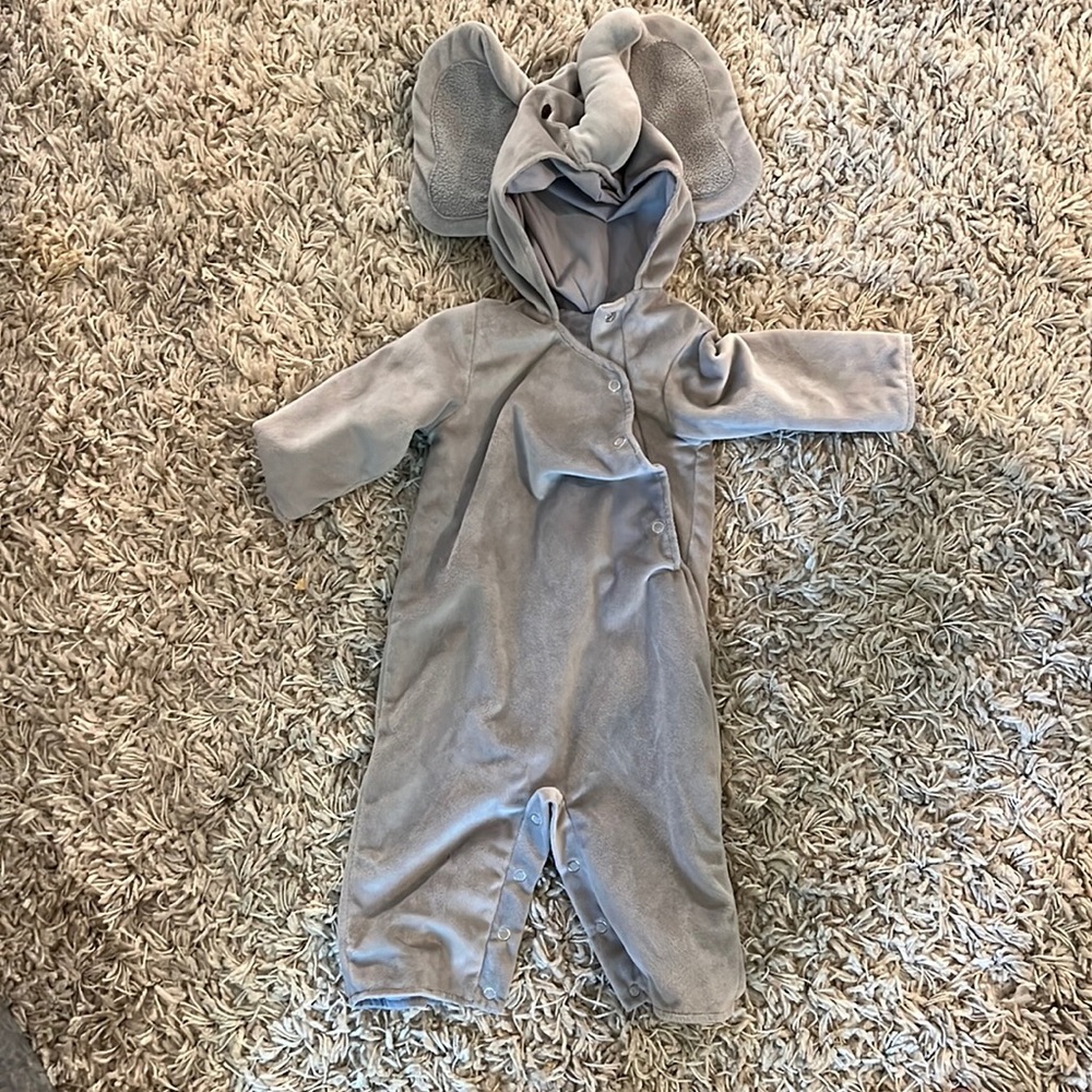 Pottery Barn Kids Elephant Costume 6-12 month